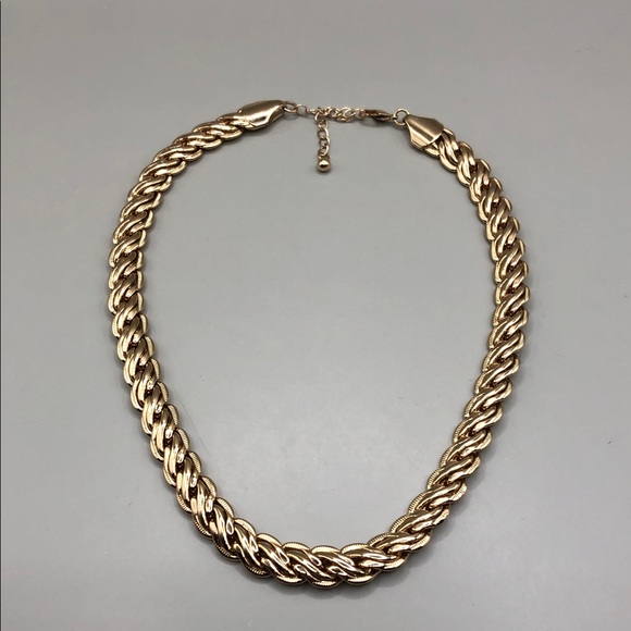 Gold tone chunky chain trendy costume jewelry necklaces bundle 2 layered look. - Picture 4 of 8